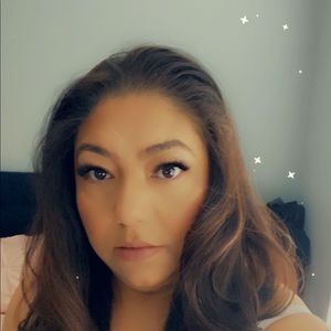 Meet your Posher, Sonia